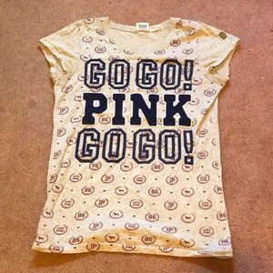 Vintage Victorias secret varsity "Go Go PINK" logo statement t-shirt 86 with dog